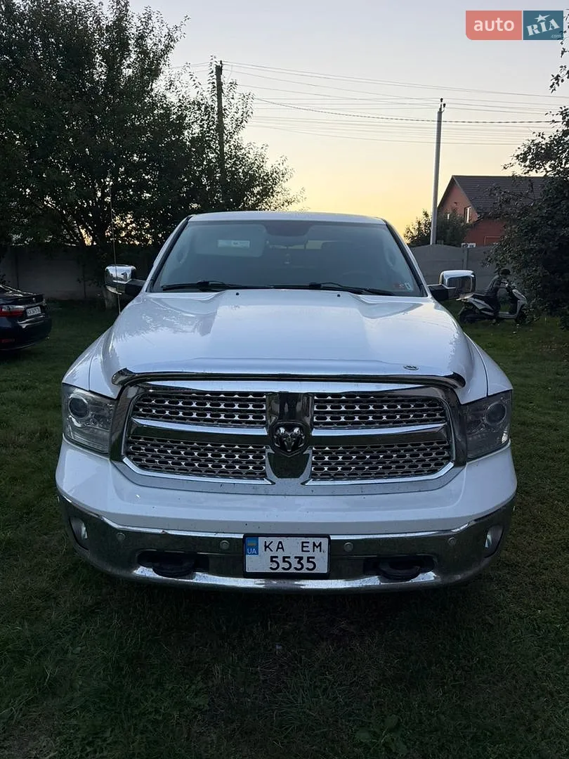 Dodge RAM 1500, 2015