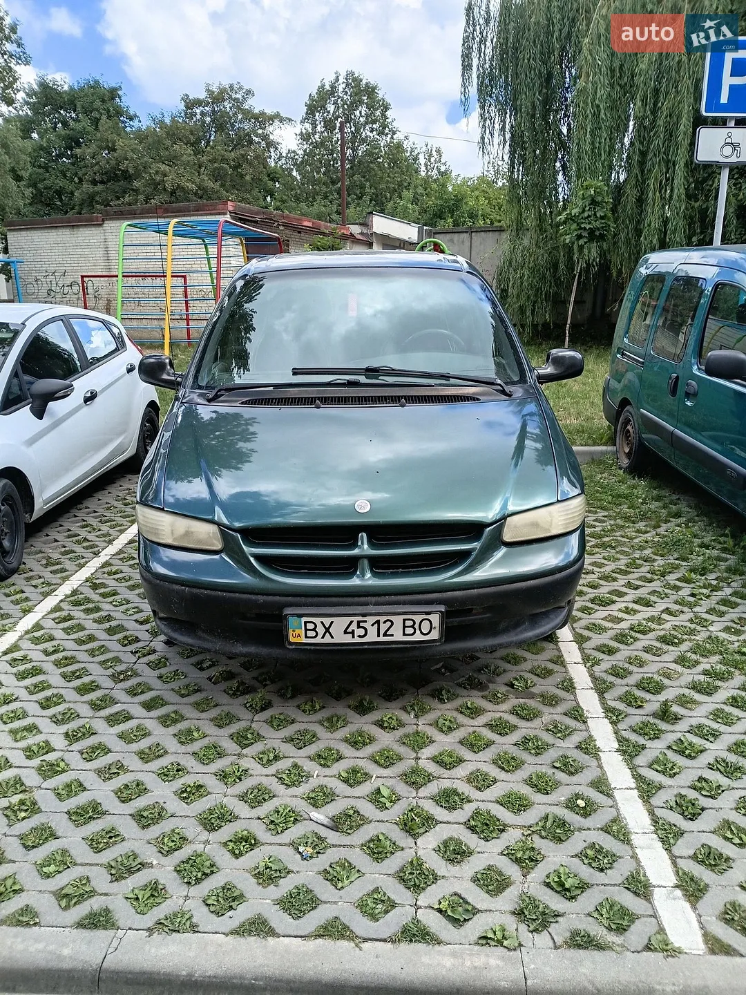 Dodge Ram Van, 1998