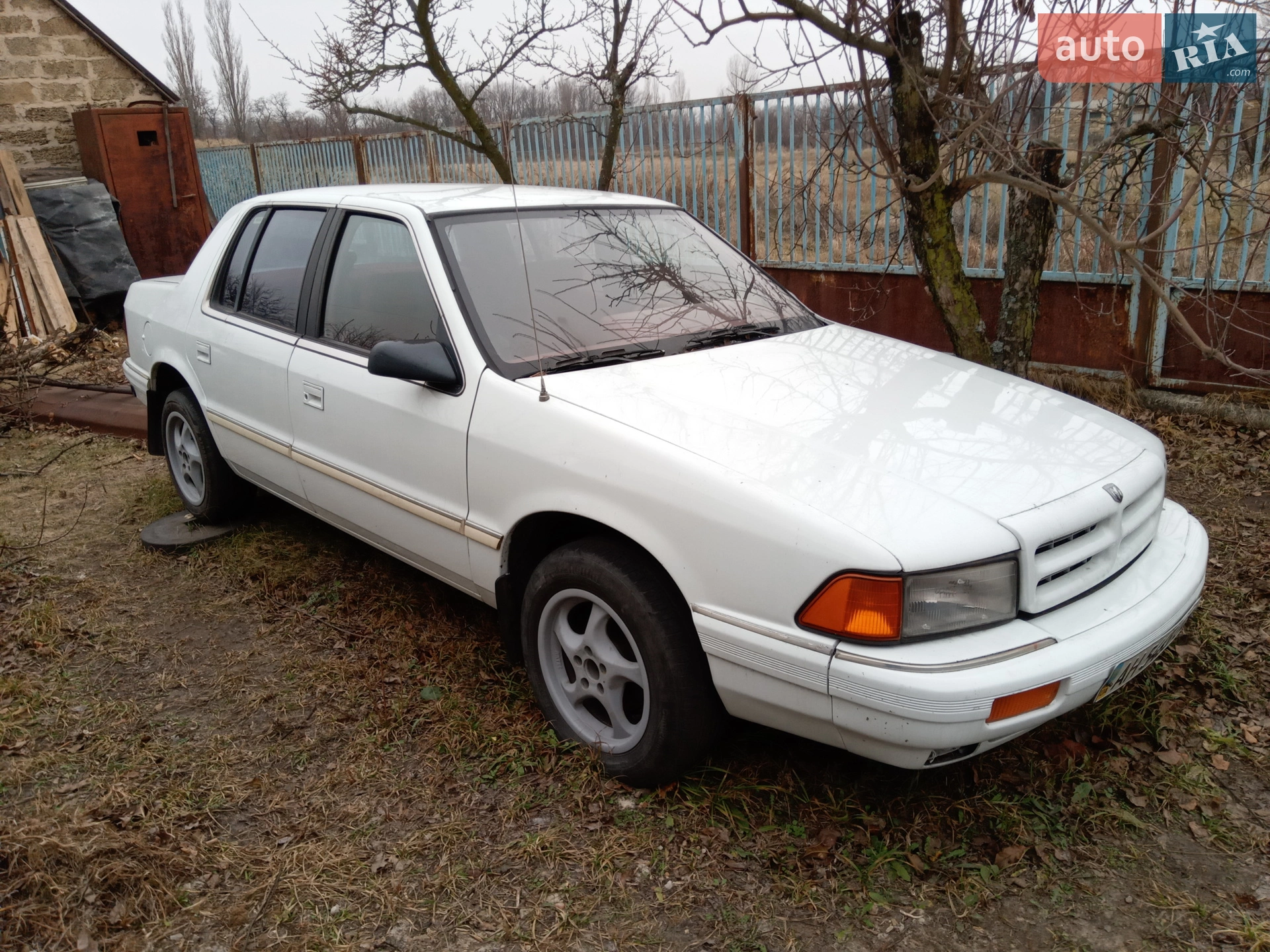 Dodge Spirit, 1993