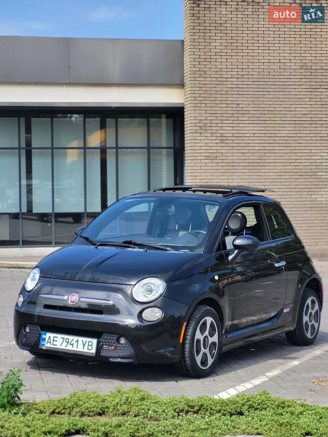 Fiat 500e, 2013