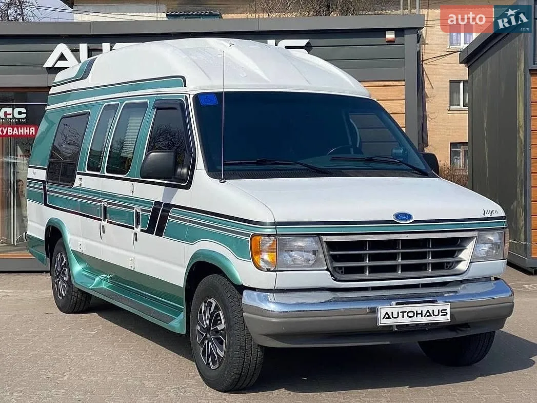 Ford Econoline, 1996