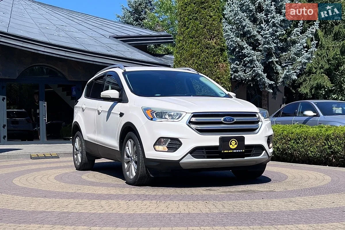 Ford Escape, 2017