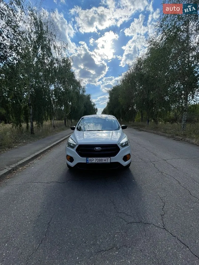 Ford Escape, 2017