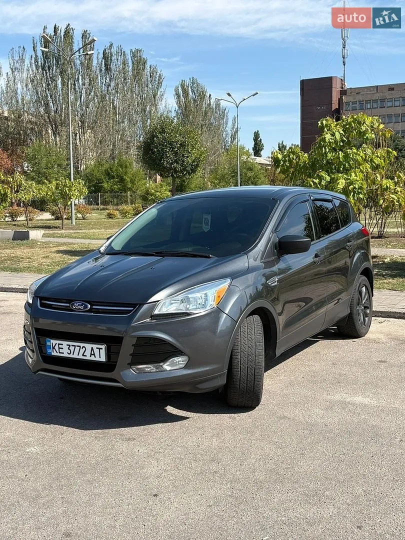 Ford Escape, 2015