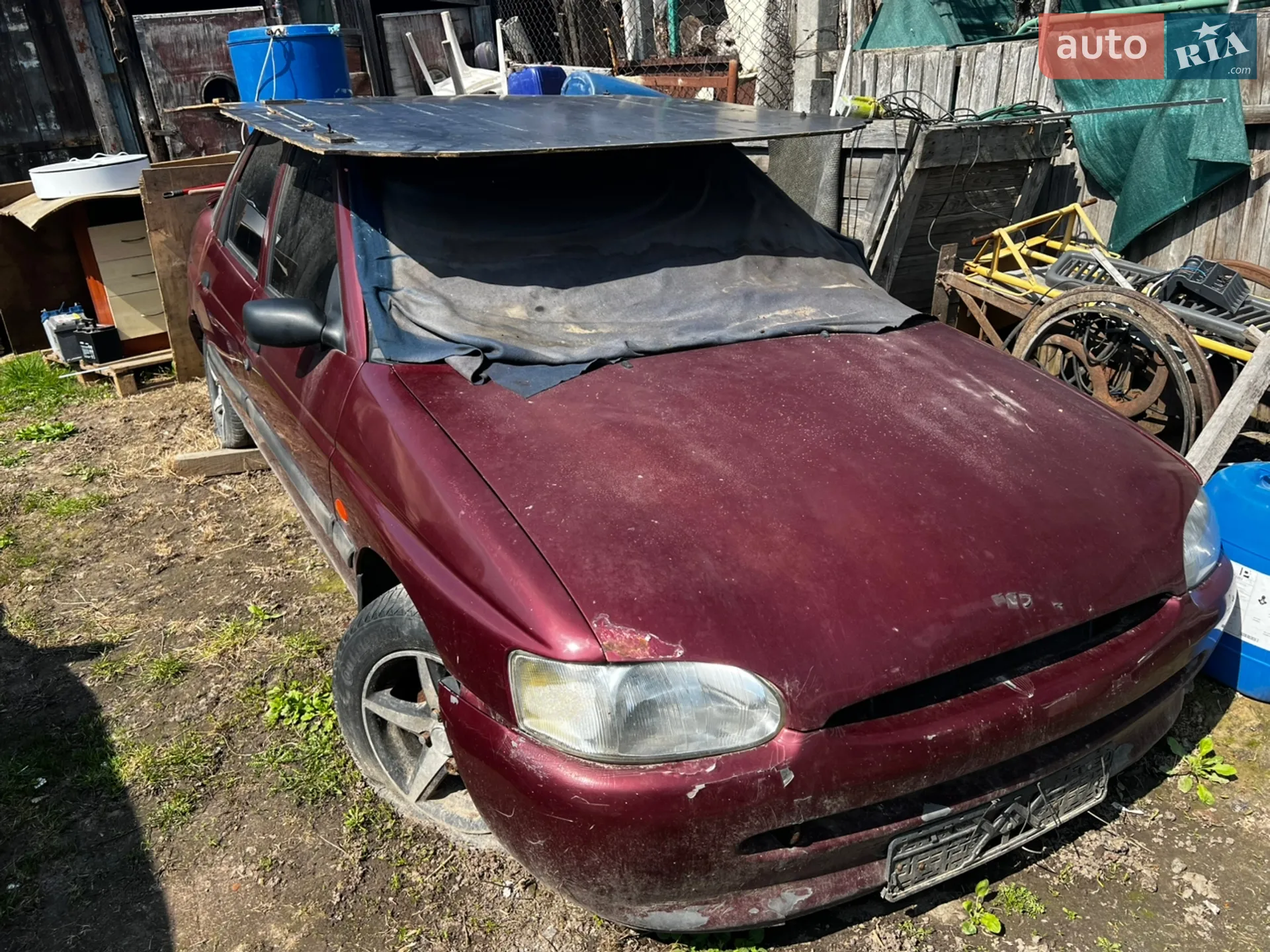 Ford Escort 1996 — 1