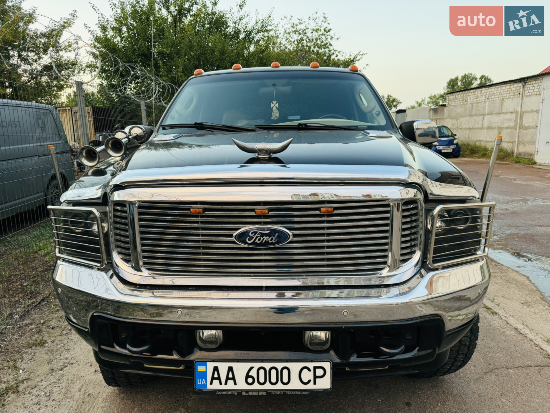 Ford Excursion, 2005