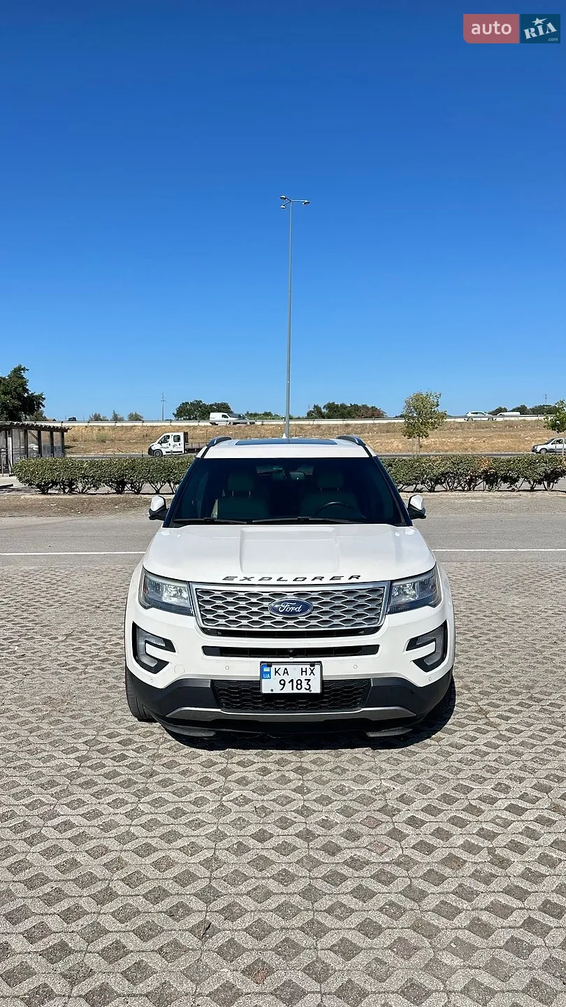 Ford Explorer, 2016
