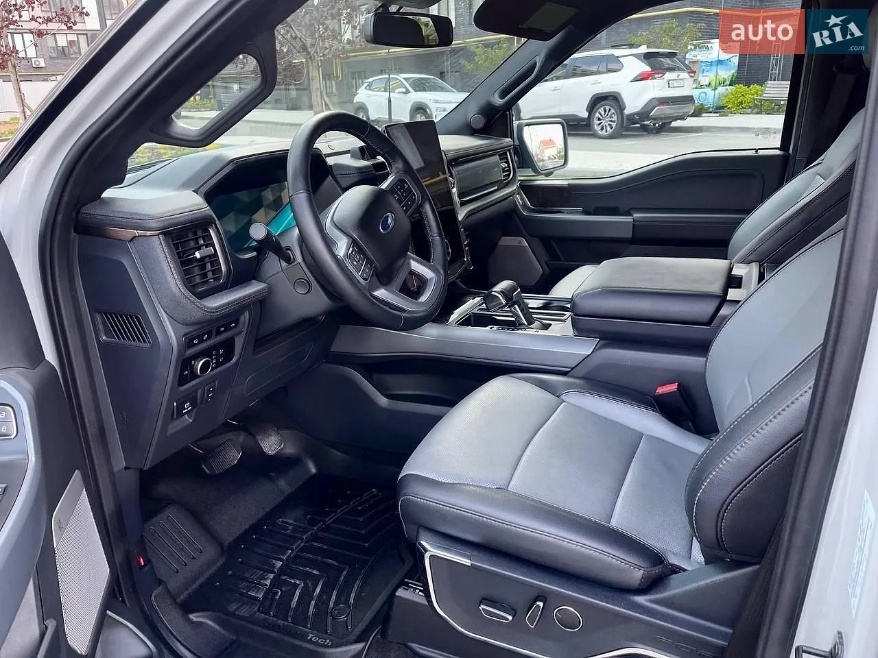 Ford F-150 Lightning, 2022