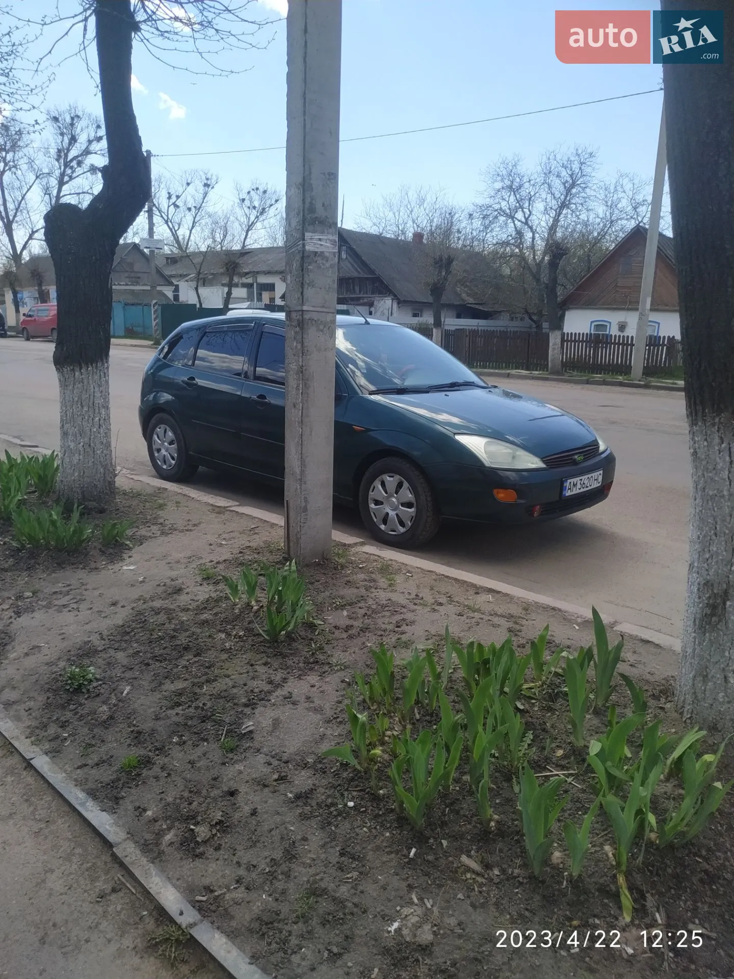 Ford Focus, 1998