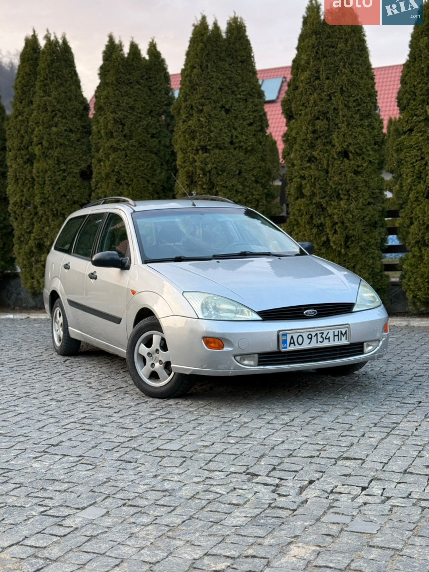 Ford Focus, 2001