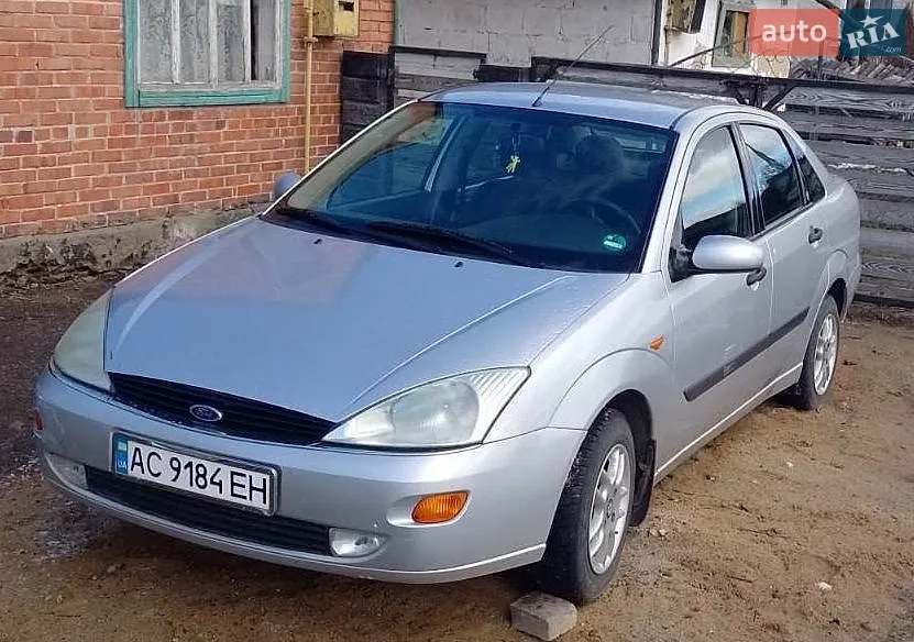 Ford Focus, 1999