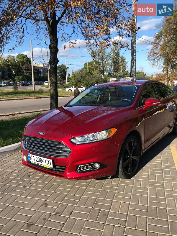 Ford Fusion, 2015
