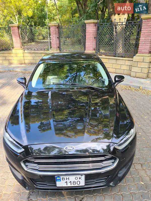 Ford Fusion, 2014