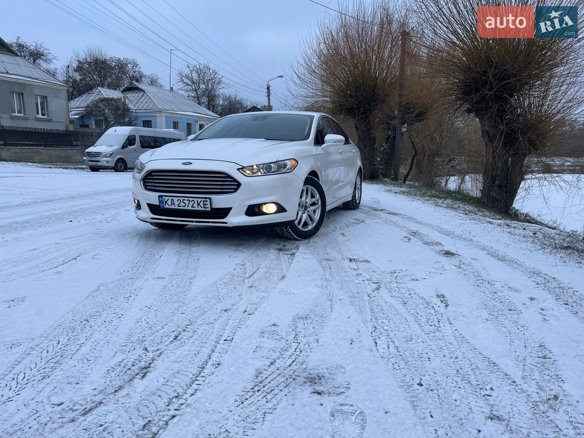 Ford Fusion, 2012