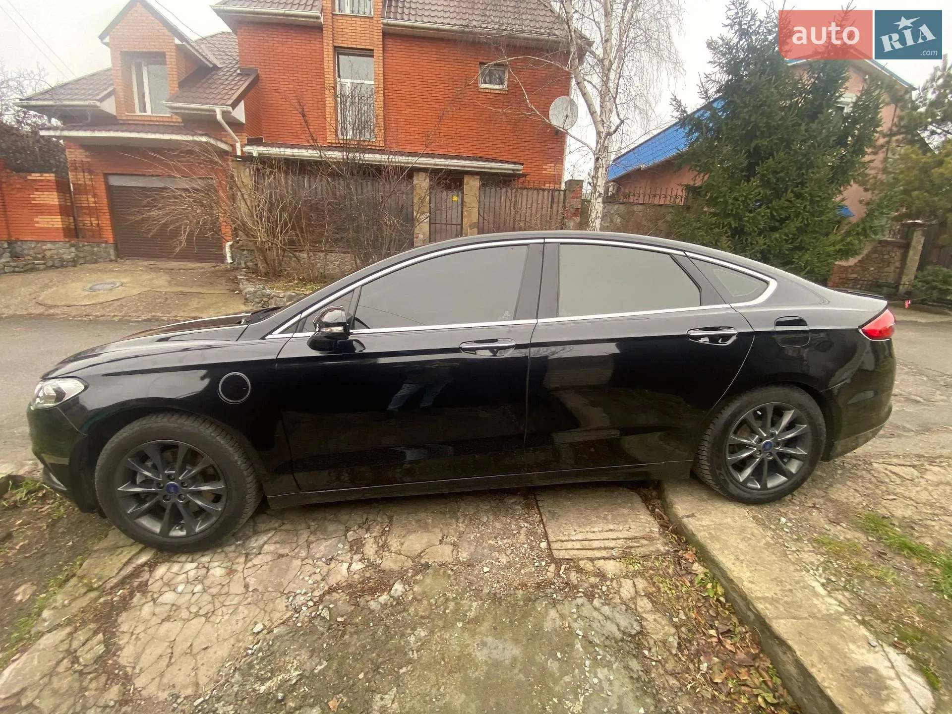 Ford Fusion, 2016