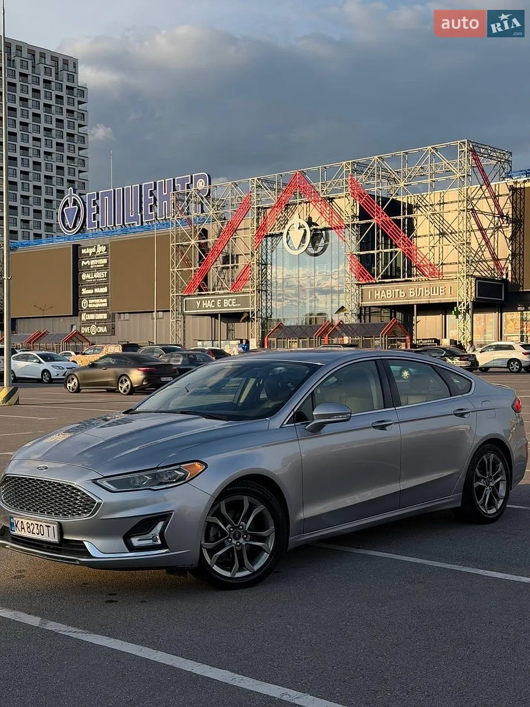Ford Fusion, 2020