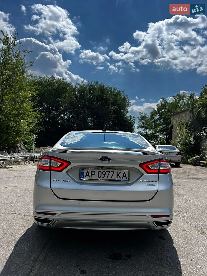 Ford Fusion, 2015