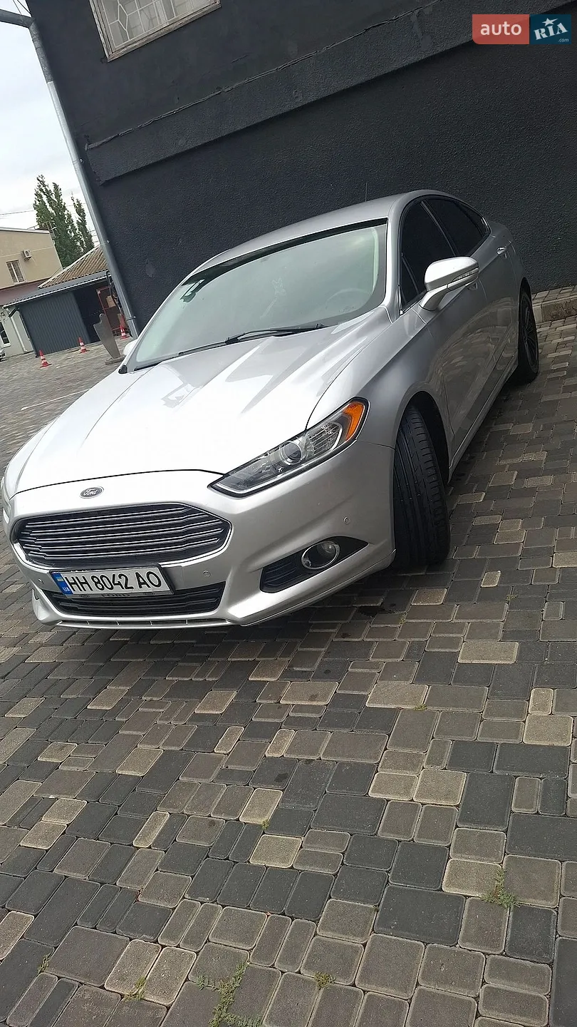 Ford Fusion, 2013