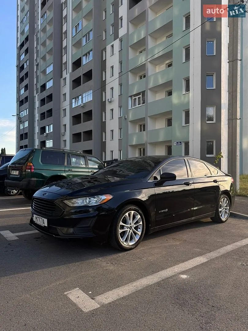 Ford Fusion, 2019