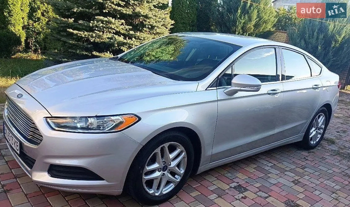 Ford Fusion, 2016