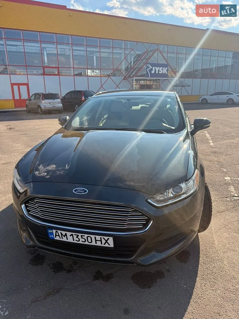 Ford Fusion, 2015