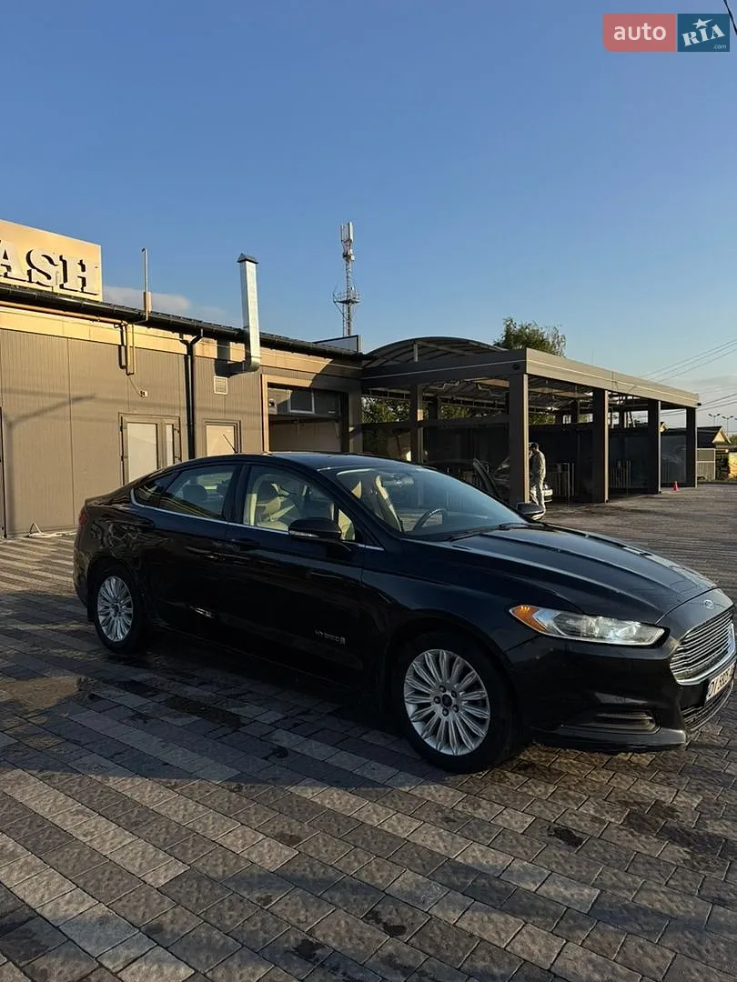 Ford Fusion, 2013