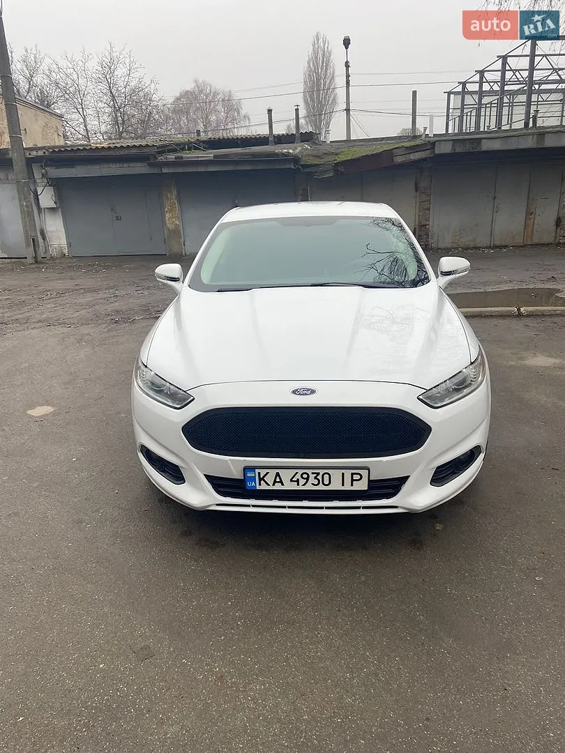 Ford Fusion, 2016