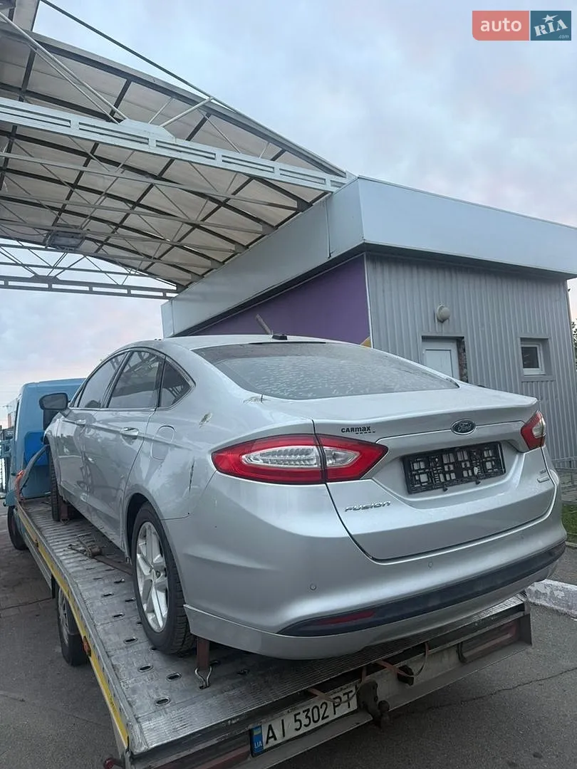 Ford Fusion, 2015