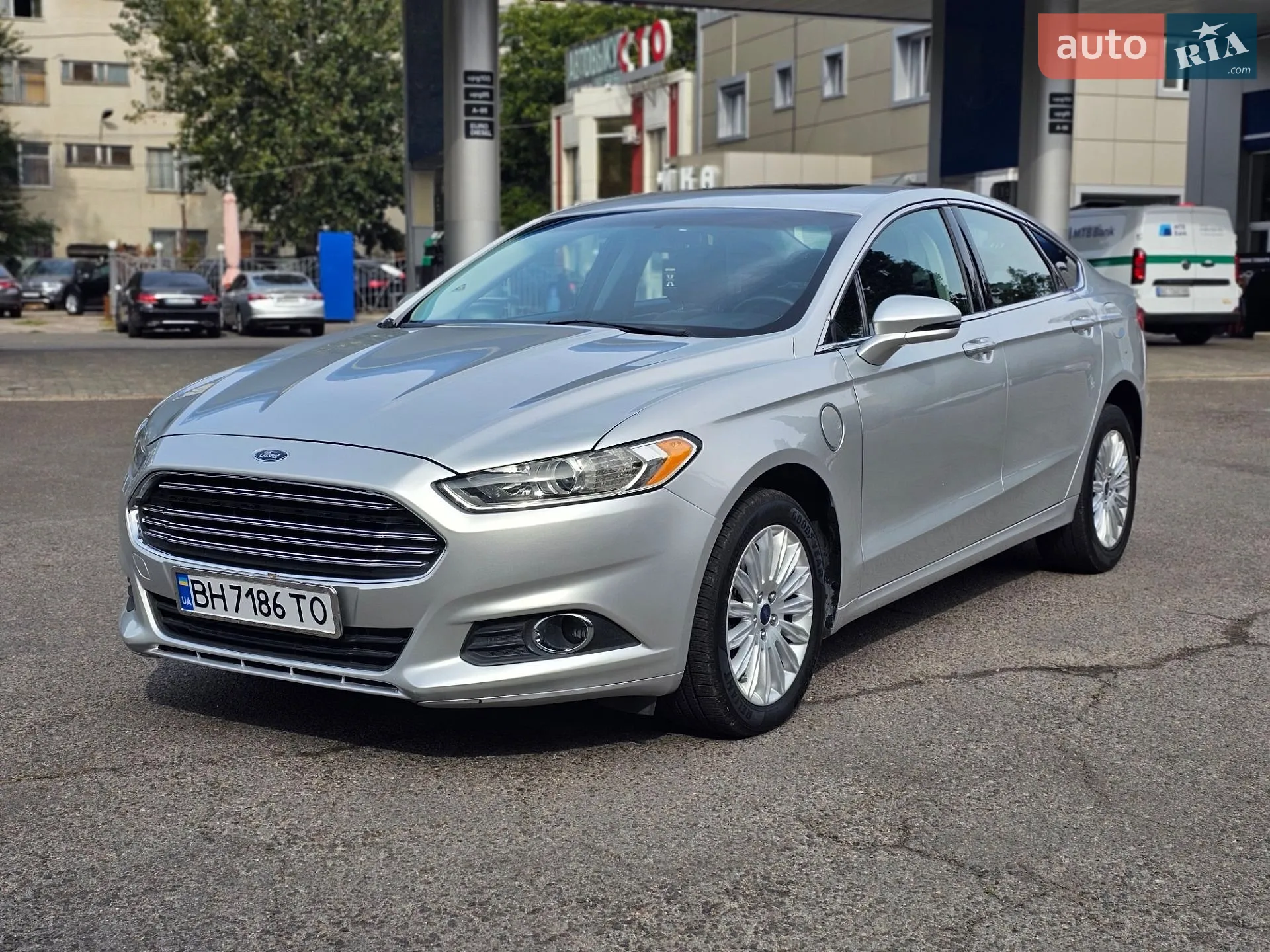 Ford Fusion, 2014