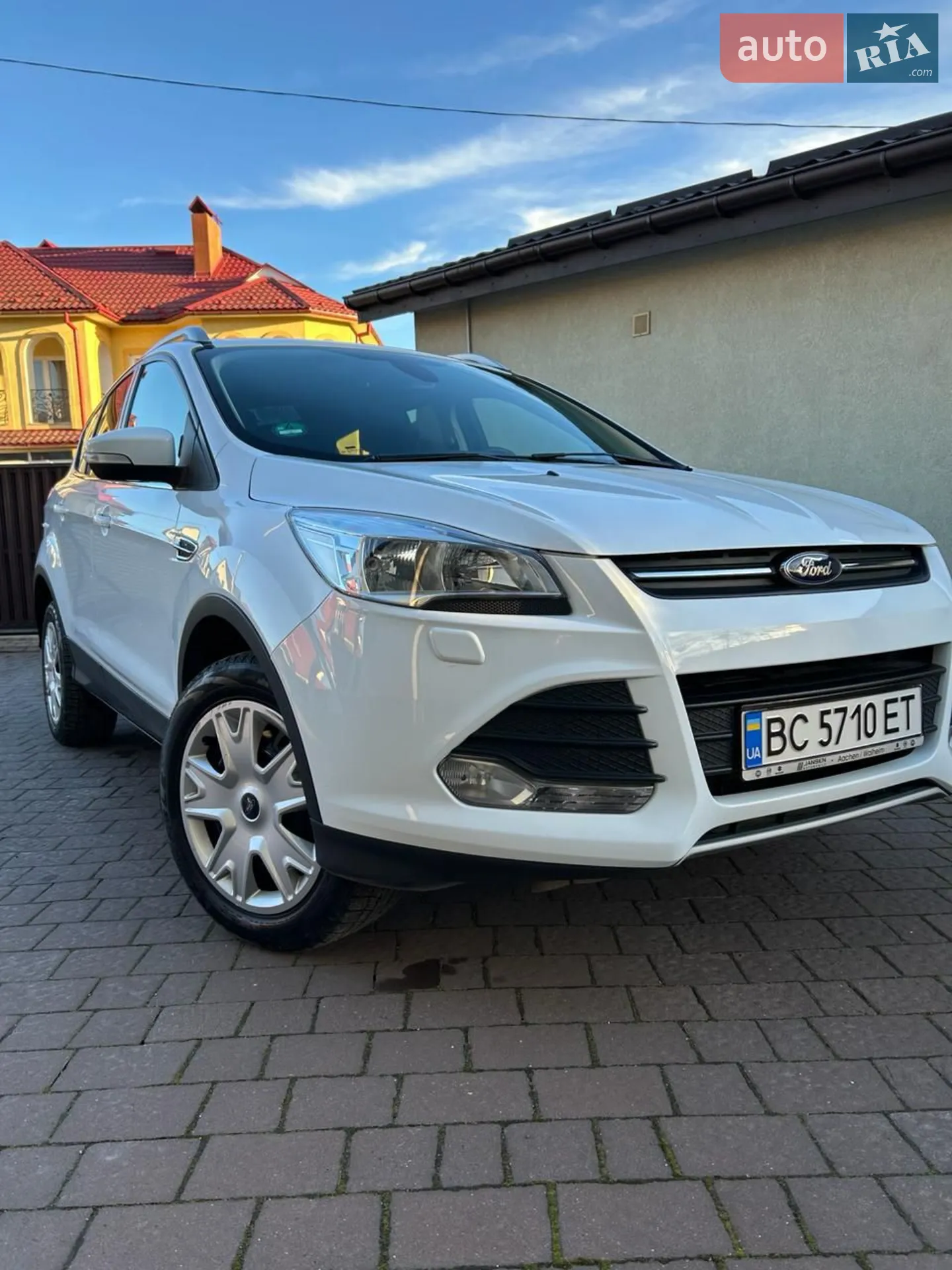 Ford Kuga, 2013