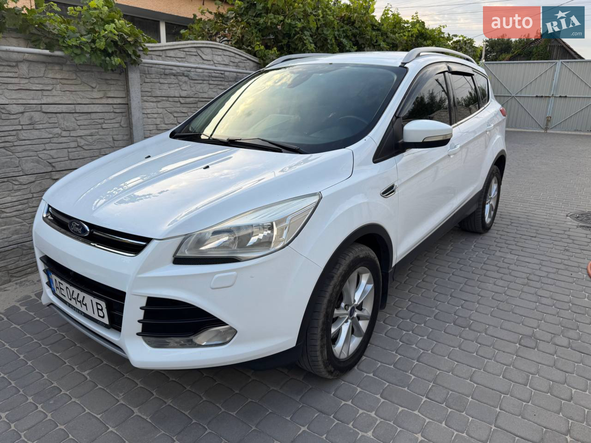Ford Kuga, 2013