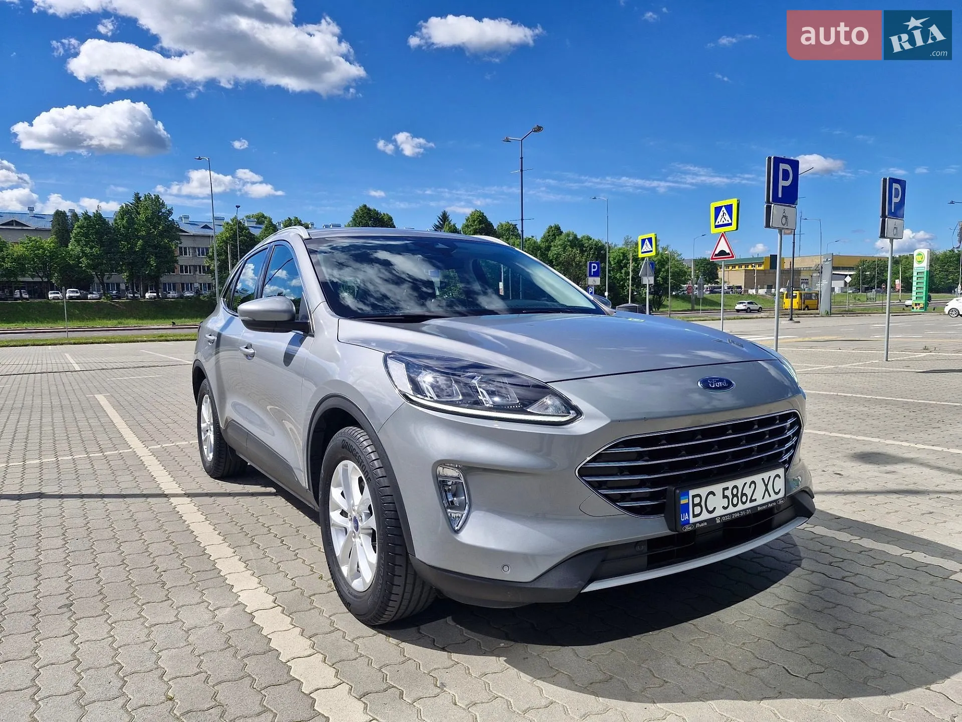 Ford Kuga, 2020