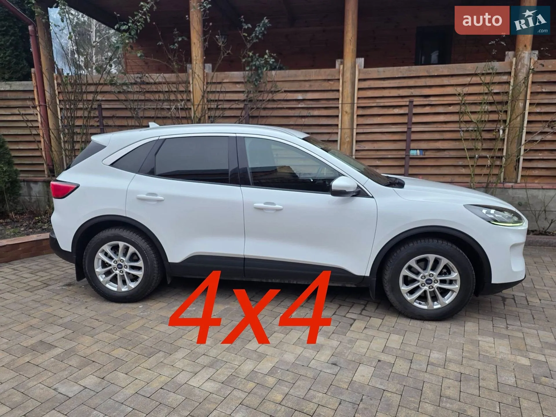 Ford Kuga, 2021