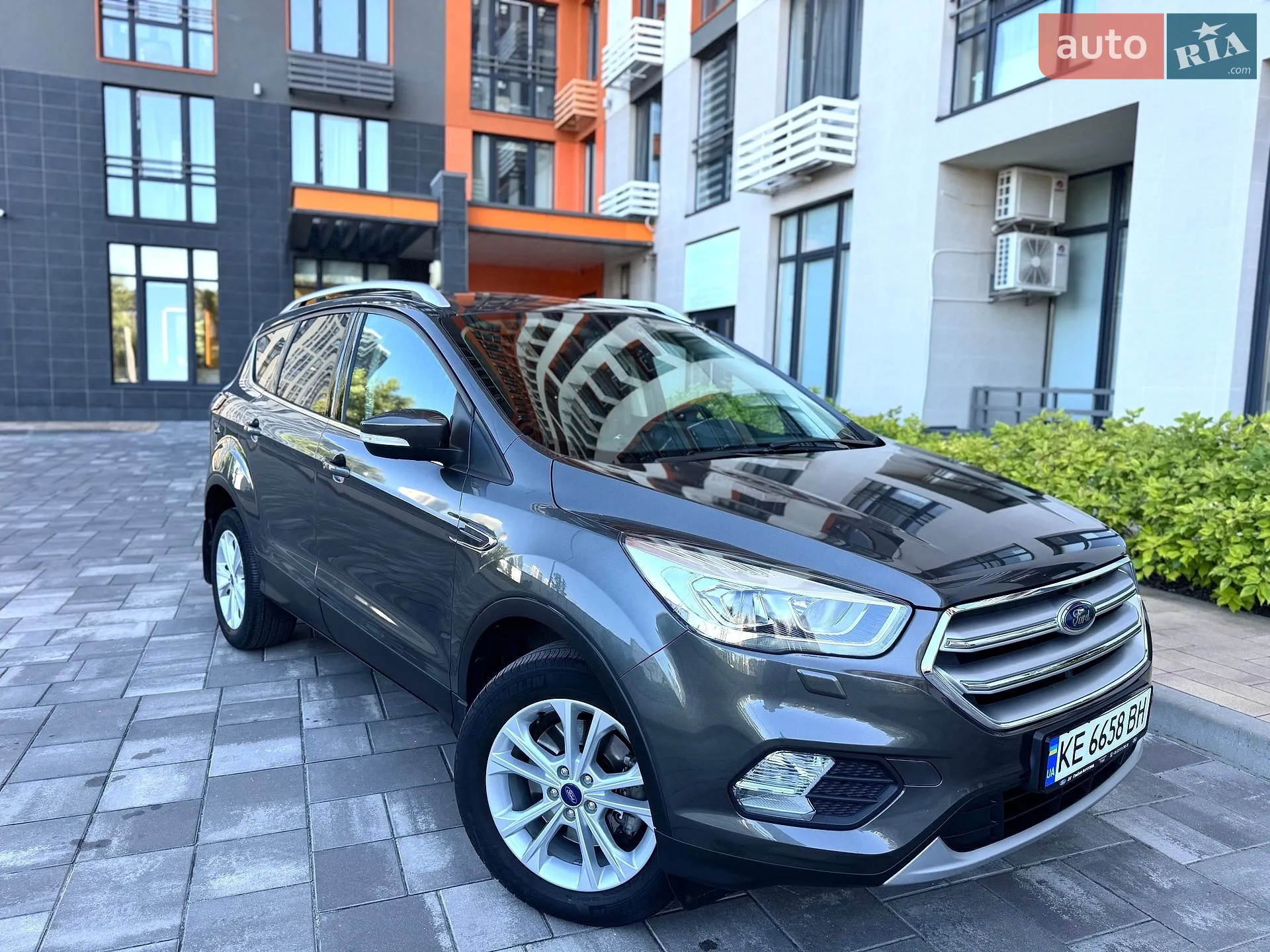 Ford Kuga, 2019
