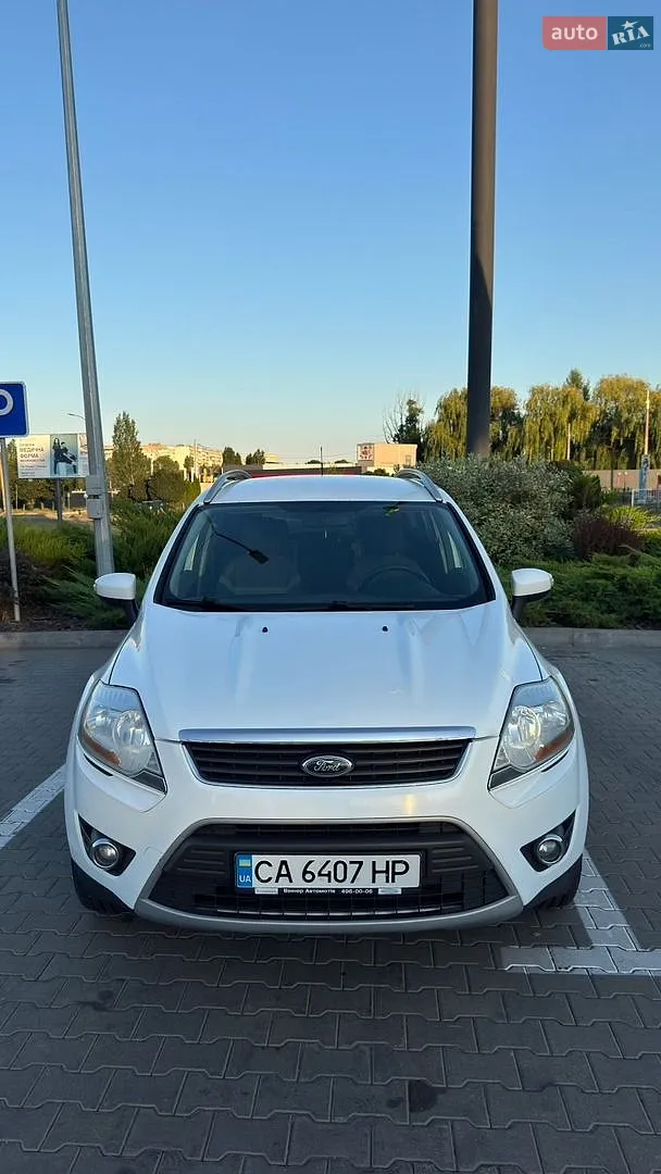 Ford Kuga, 2012