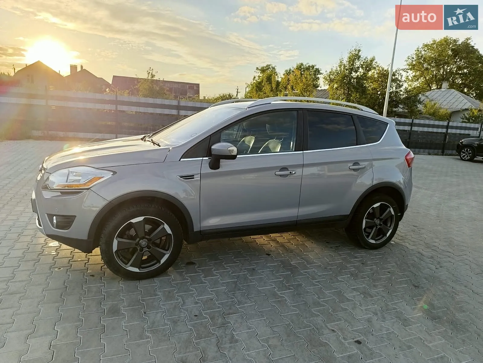 Ford Kuga, 2010