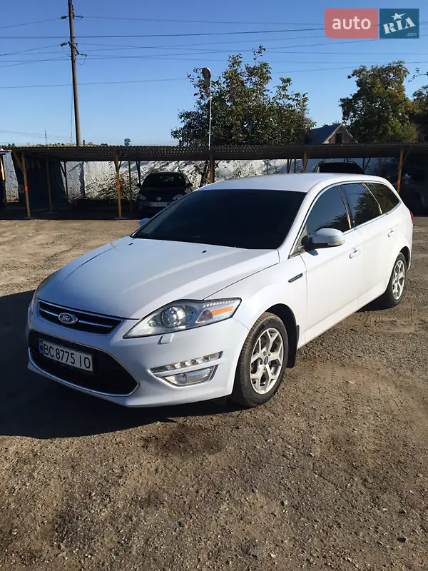 Ford Mondeo, 2011