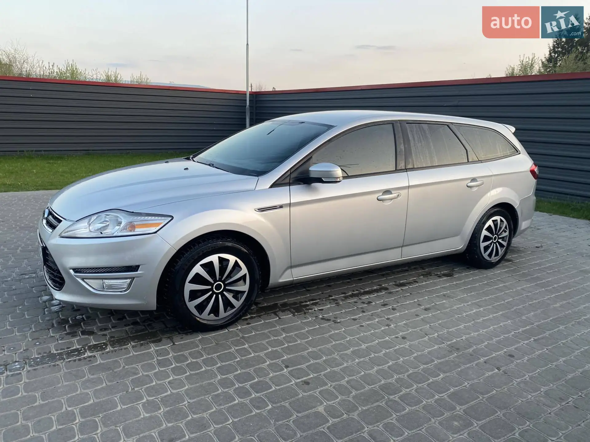 Ford Mondeo, 2013