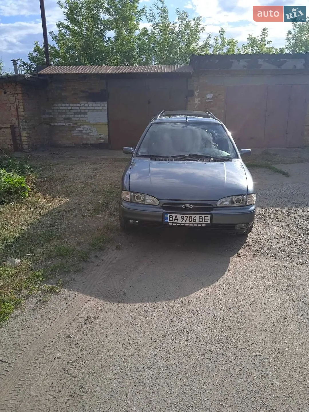 Ford Mondeo, 1993