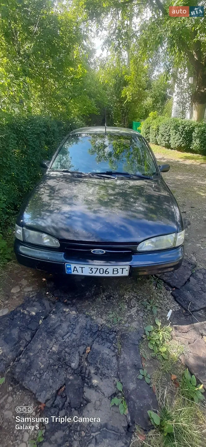 Ford Mondeo, 1993