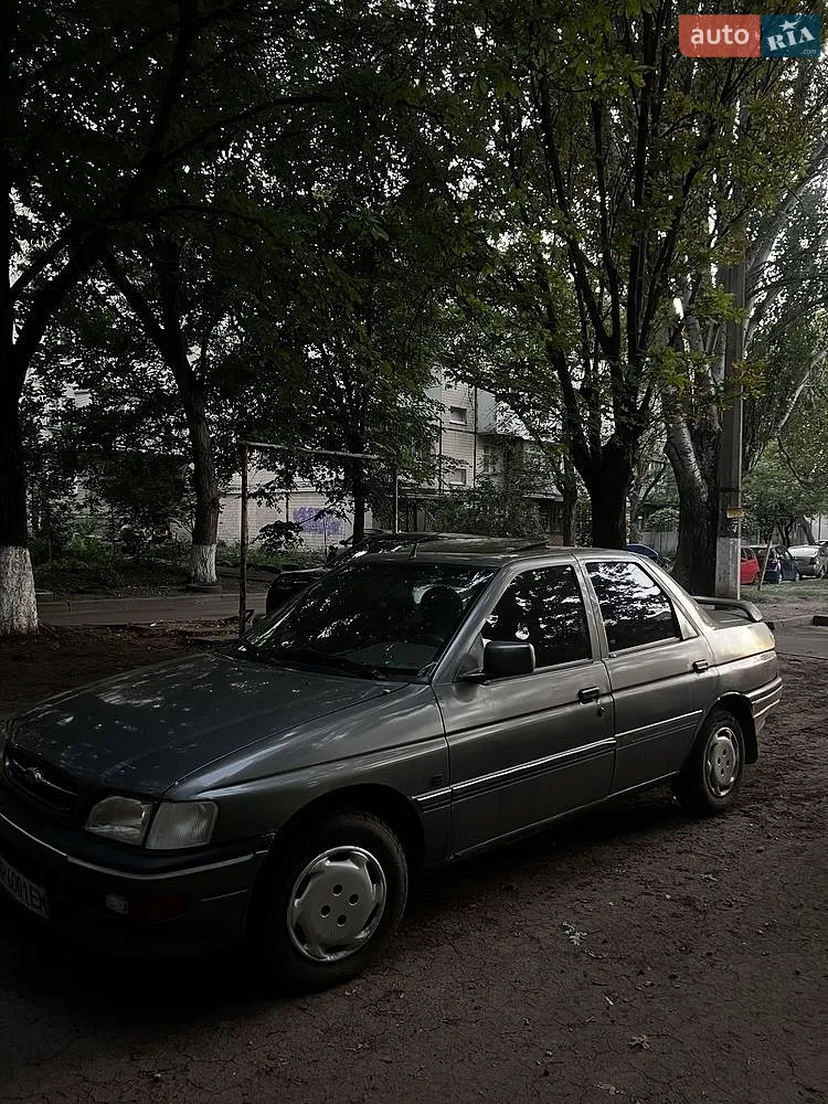 Ford Orion, 1992