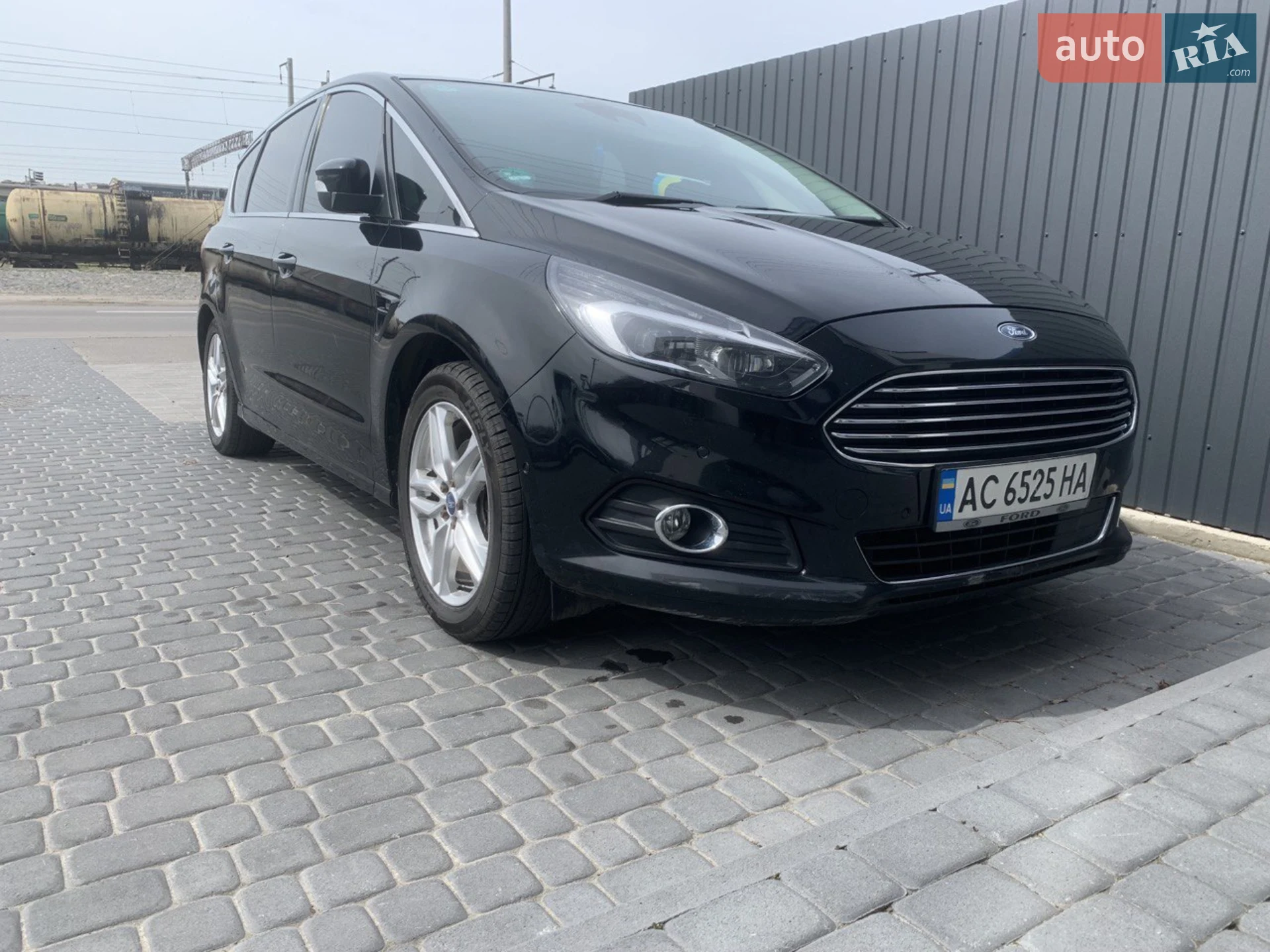 Ford S-Max, 2015