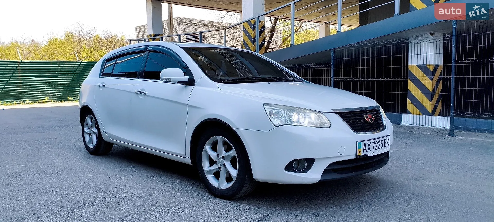 Geely Emgrand EC7-RV, 2013