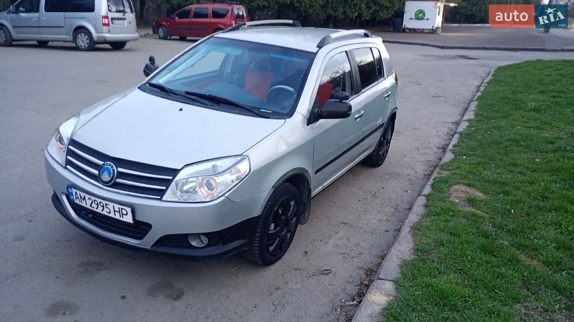 Geely MK Cross, 2013
