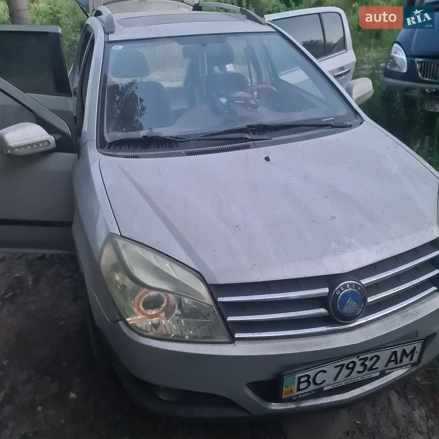 Geely MK Cross, 2013