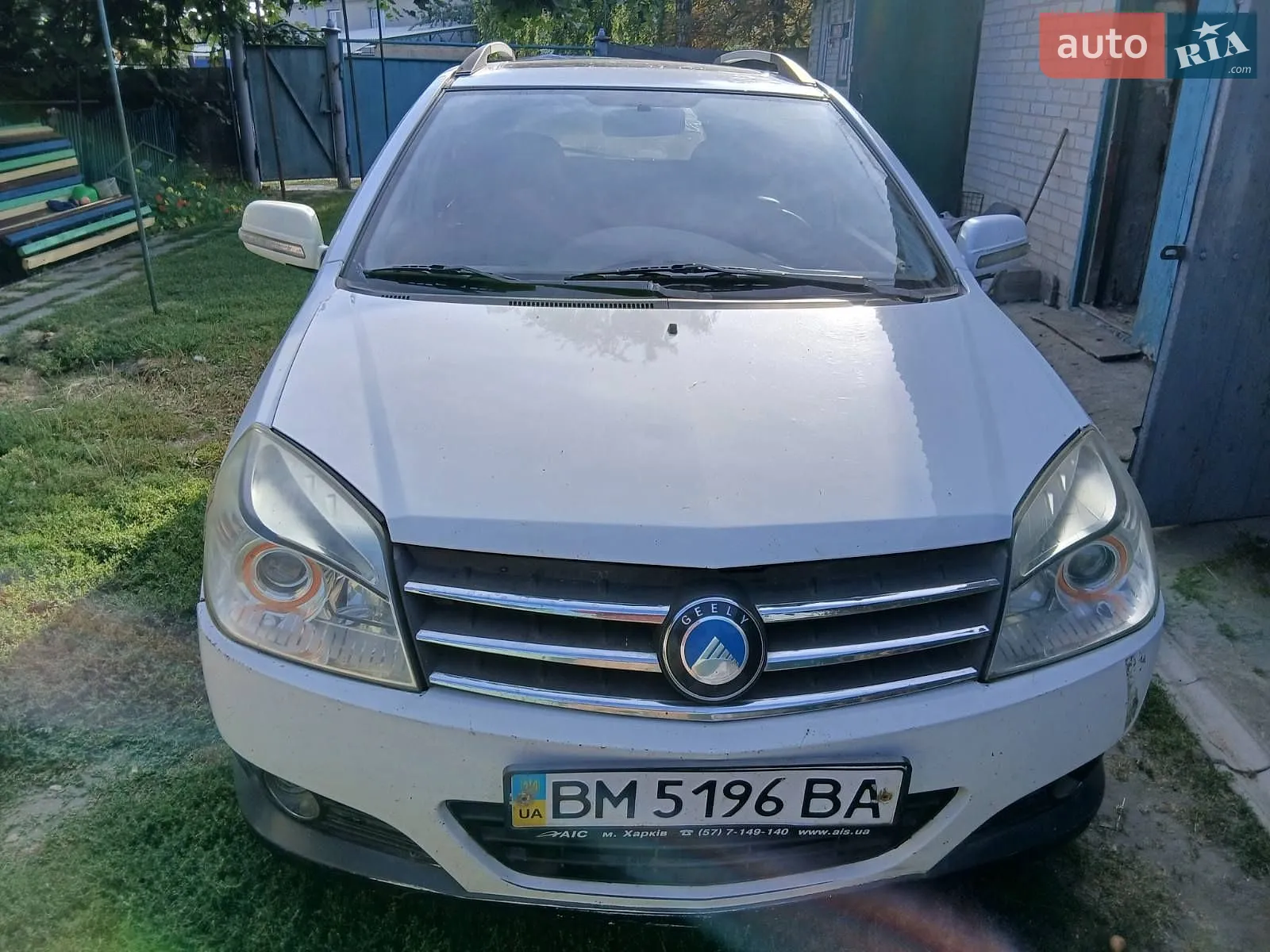 Geely MK Cross, 2013