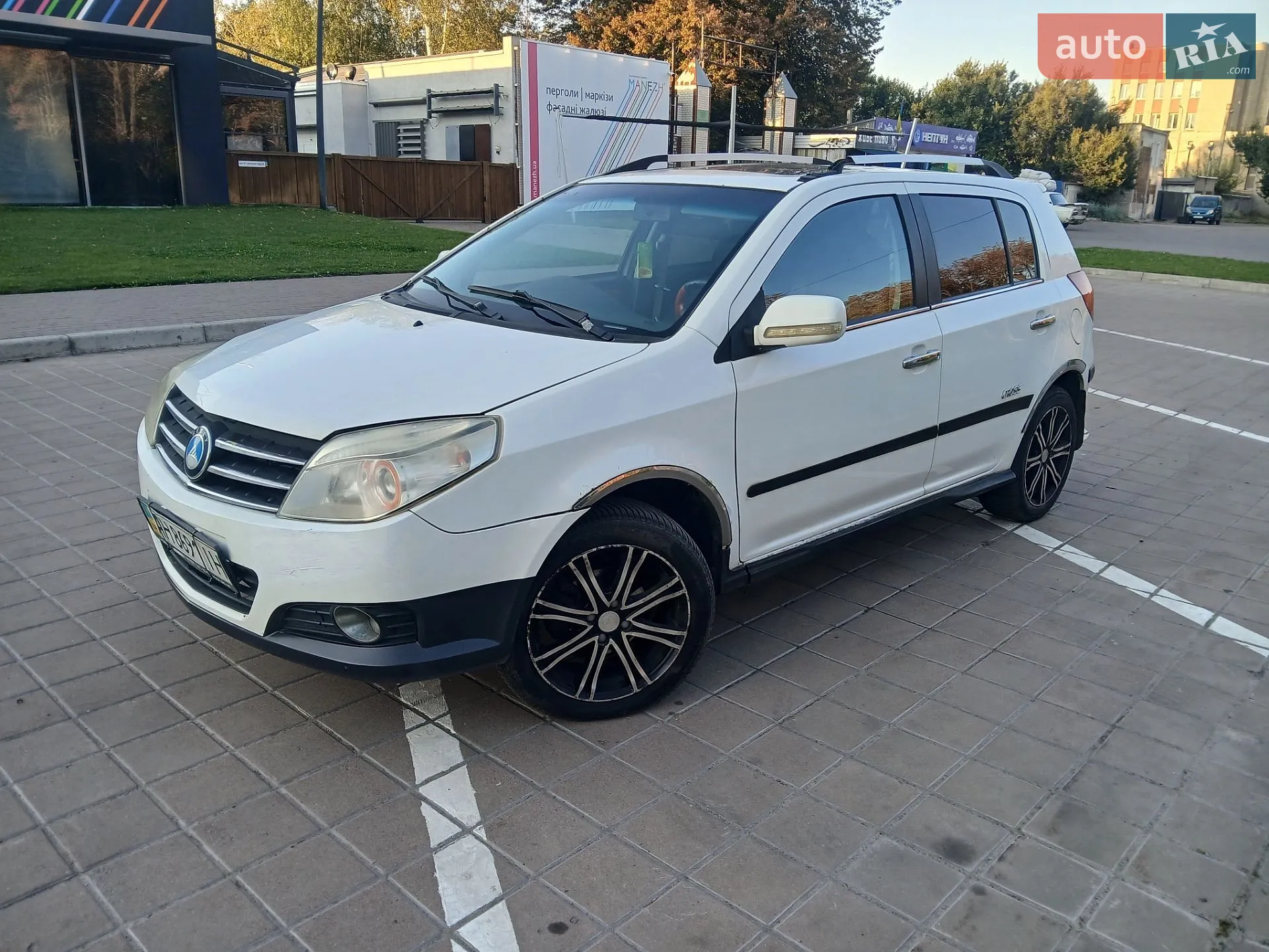 Geely MK Cross, 2013