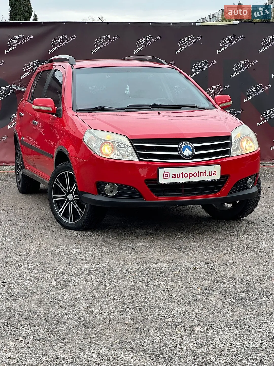 Geely MK Cross, 2012