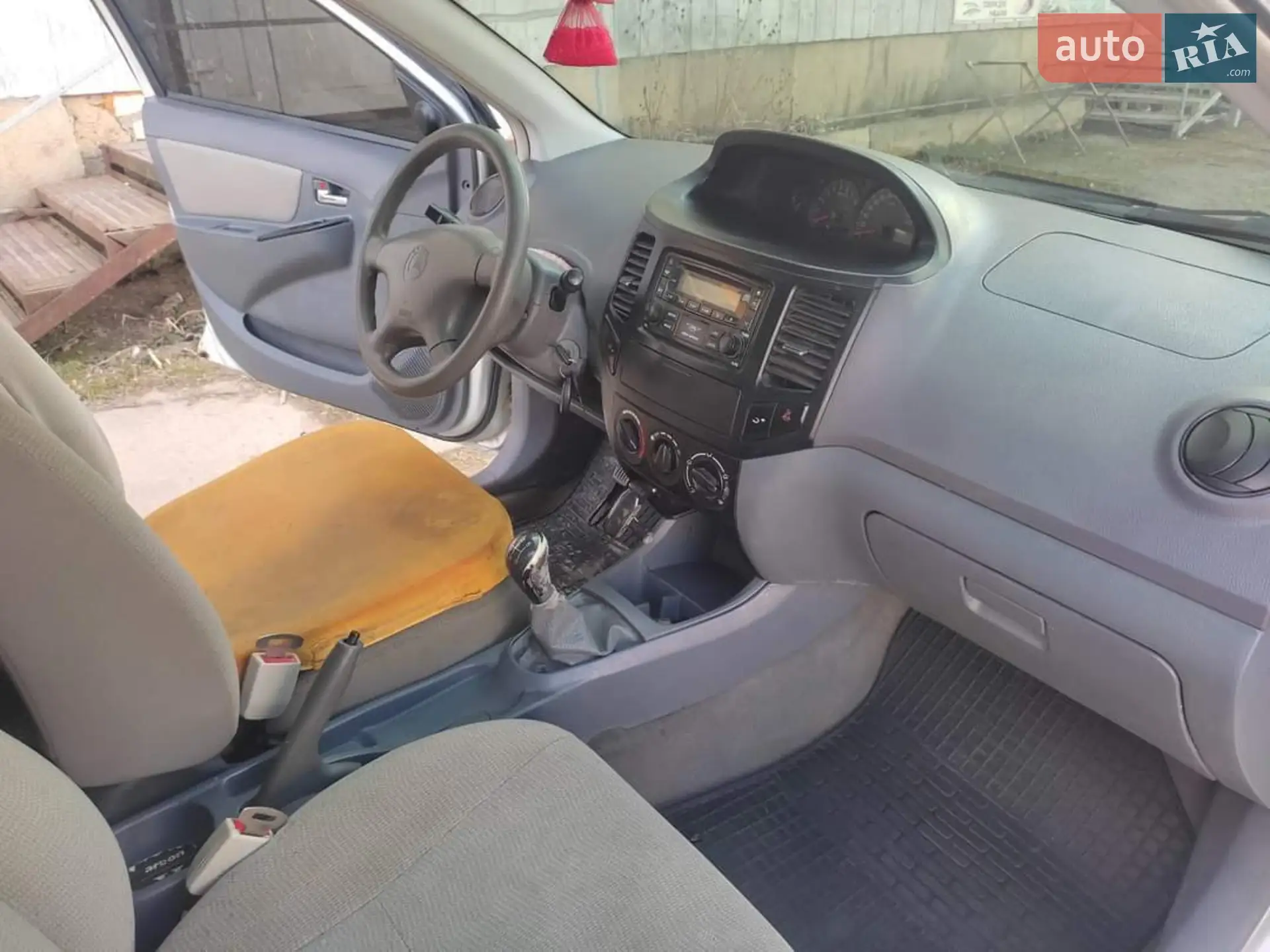 Geely MK, 2012