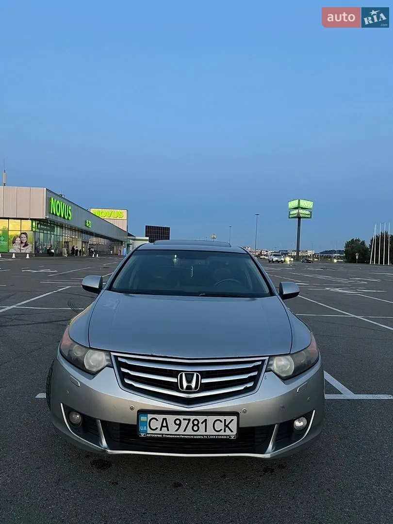 Honda Accord, 2010